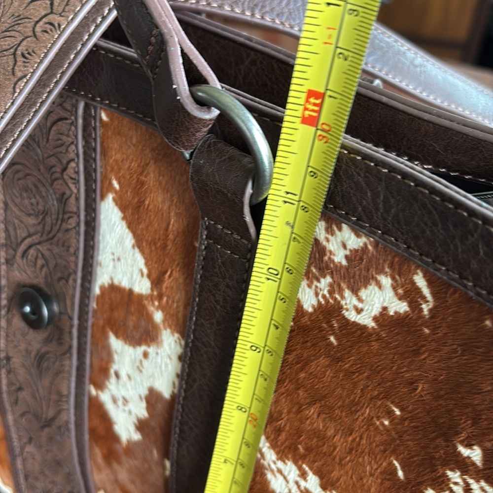 Tony Lama Conceal Carry tote,calf hair,snap:zip close,card slots,shoulder strap - Picture 13 of 15
